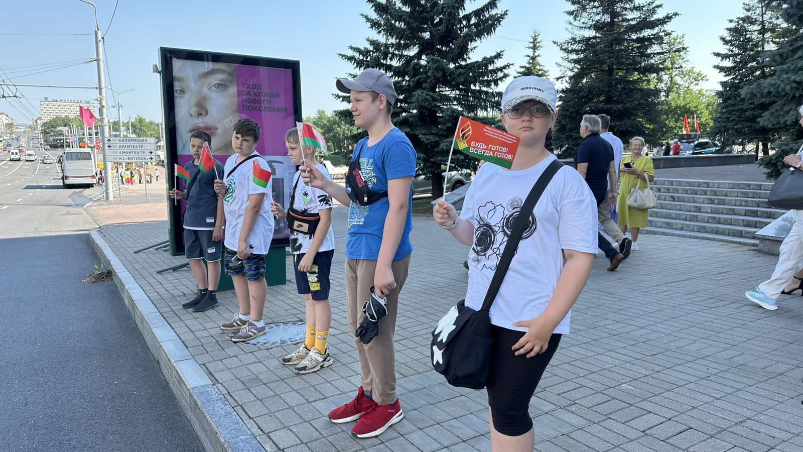 «Живой коридор» патриотического шествия « марш победителей»