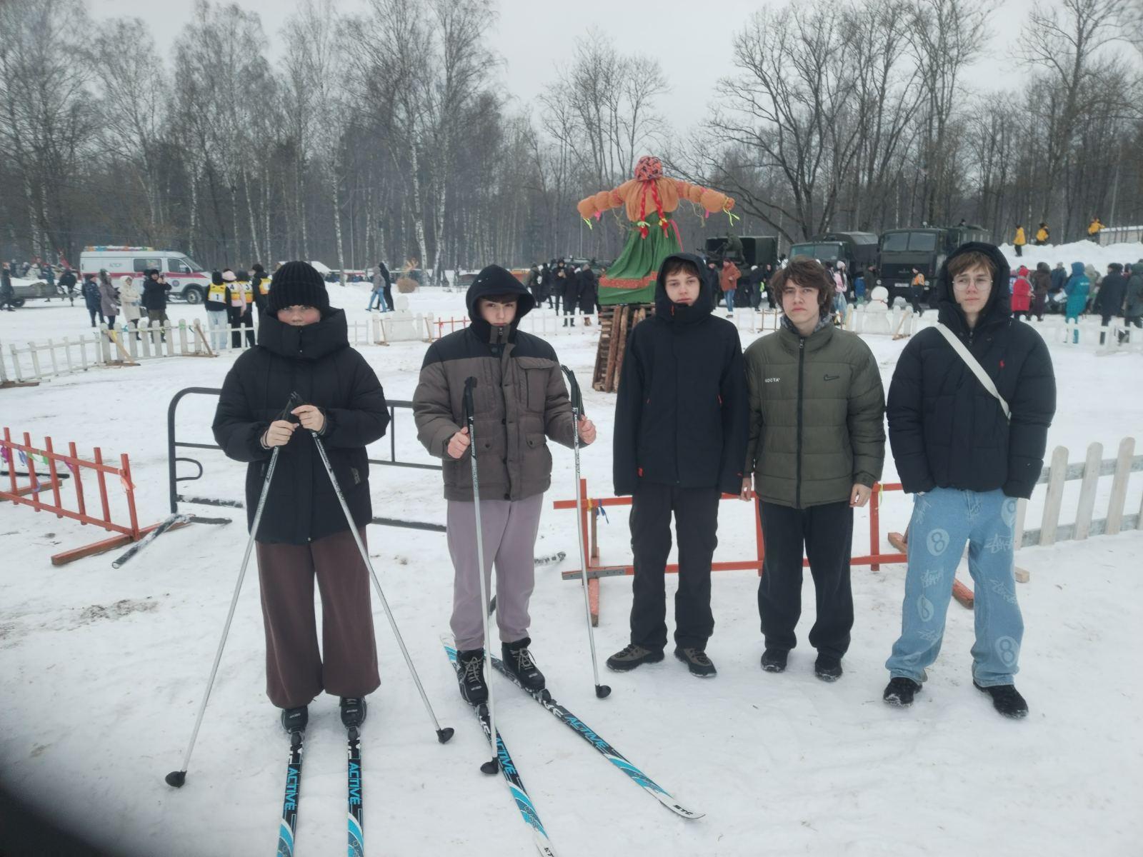 Учащиеся 30сш приняли участие в городском празднике Масленица