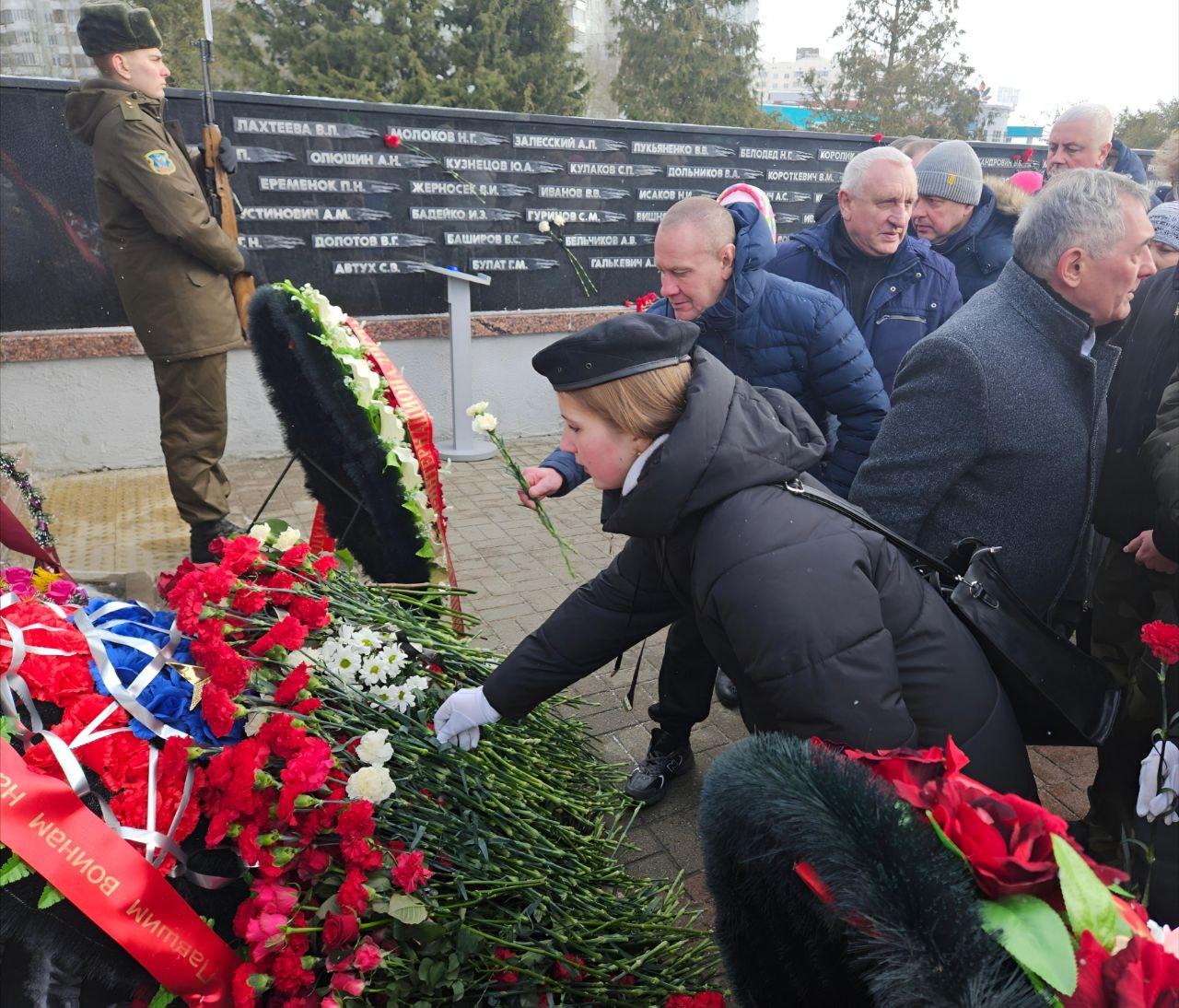 15 февраля в 11.00 возле памятника воинов-интернационалистов «Боль» состоятся митинг, посвященный Дню памяти воинов-интернационалистов и 36-й годовщине вывода советских войск из Республики Афганистан и церемония возложения венков и цветов к памятному знаку воинам-интернационалистам «Боль».