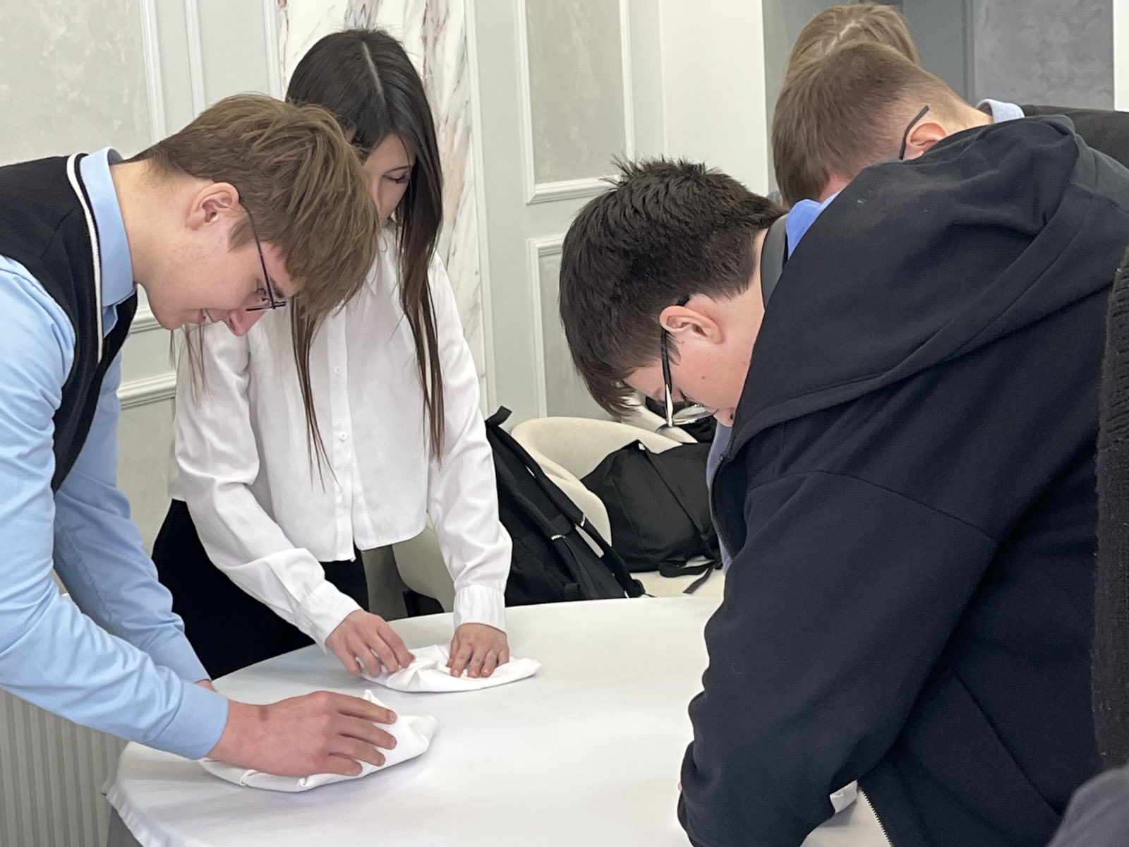 11 класс на ярмарке целевой подготовки в Индустриальном колледже